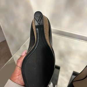 Black patent prada shoes, 10/10 condition, only worn once inside.